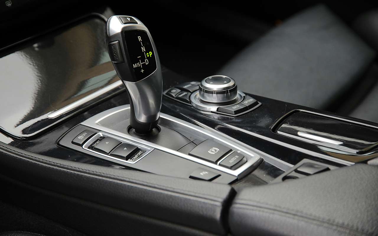 Нужно ли пользоваться ручником в машине с АКПП? Совет автомеханика