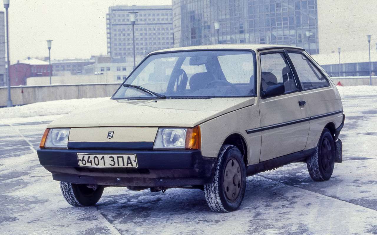 Серийный ЗАЗ‑1102 Таврия.