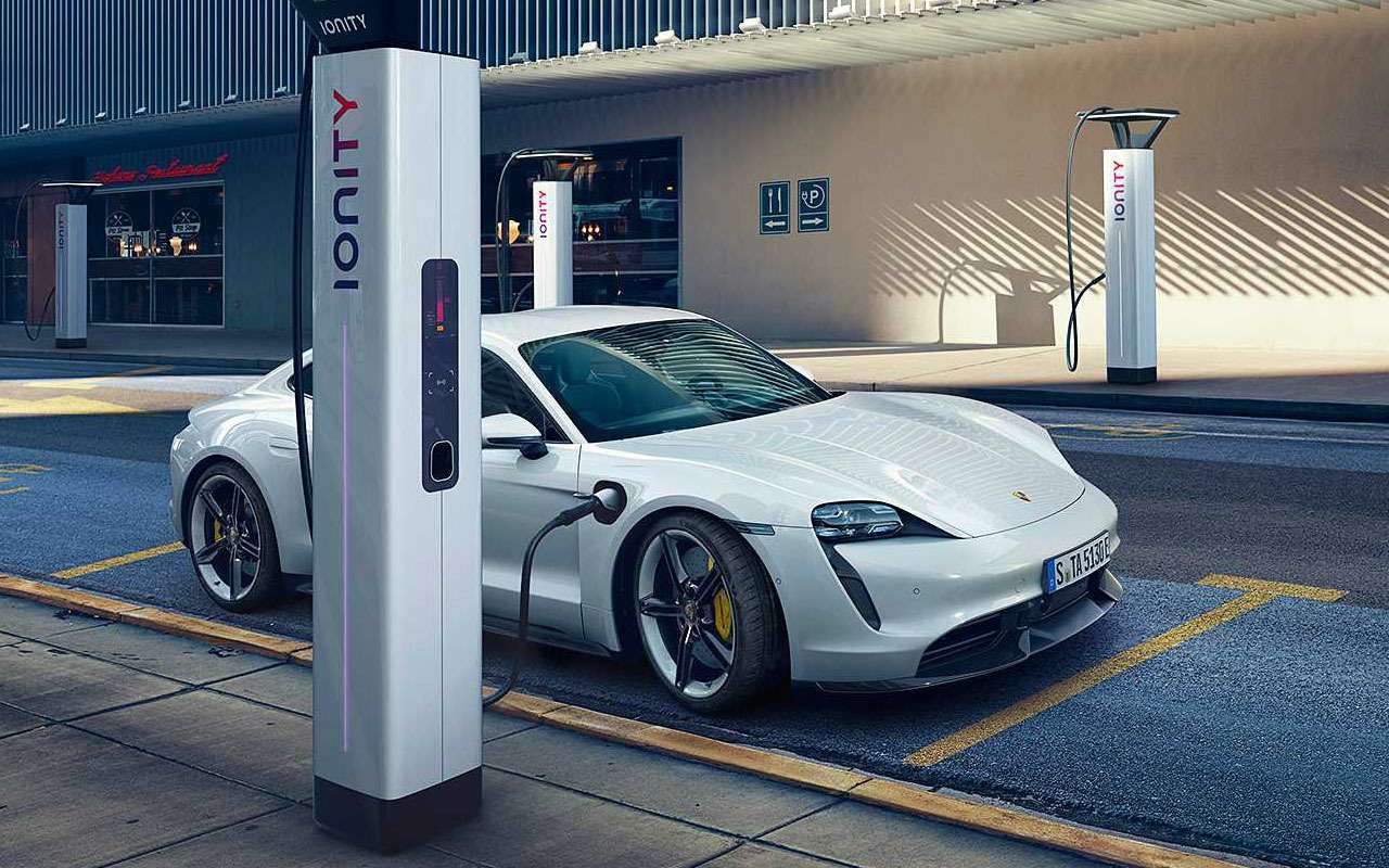Porsche, как удар током — представлен новый Taycan