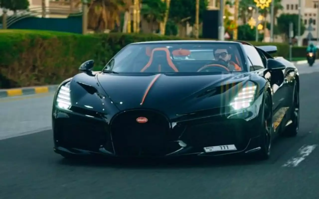 Тимати за рулем Bugatti W16 Mistral