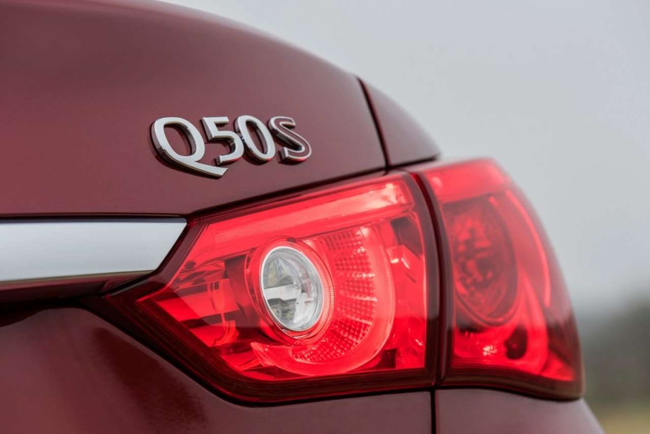 Мощные Infiniti пометили литерой S