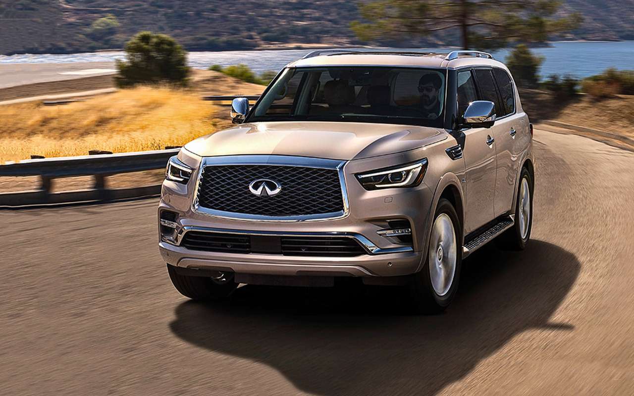 Обновленный Infiniti QX80 — его пассажиры не отражаются в зеркале!