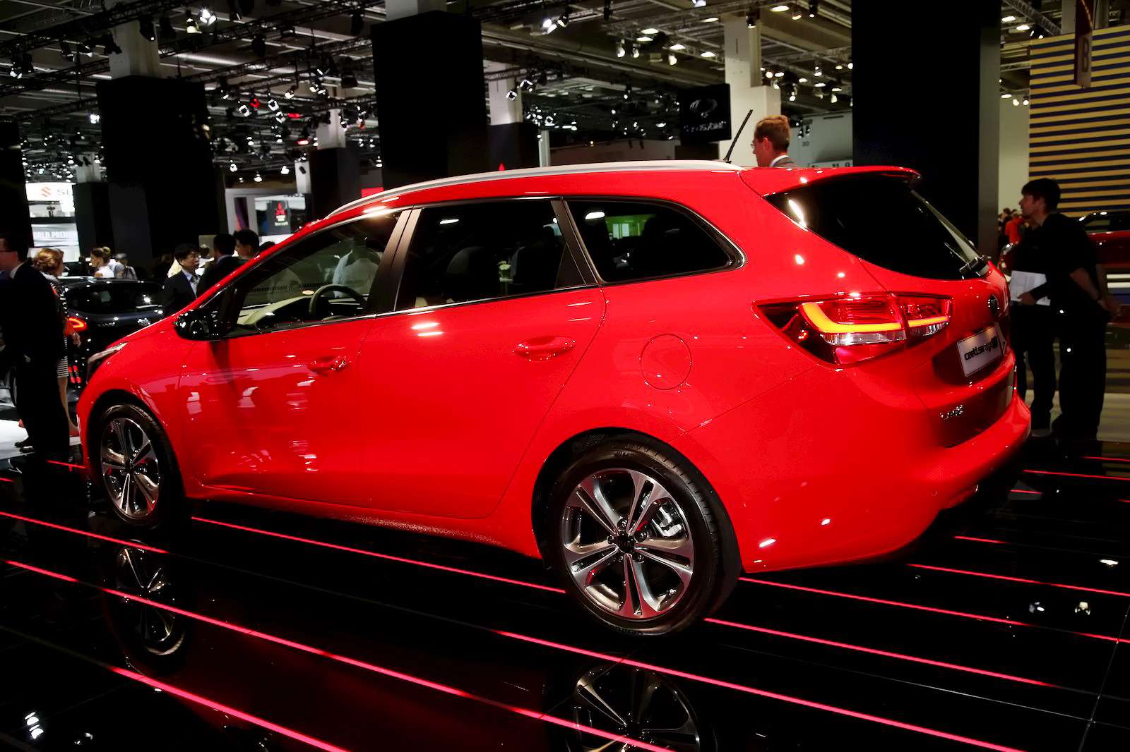 Аналог kia ceed sw