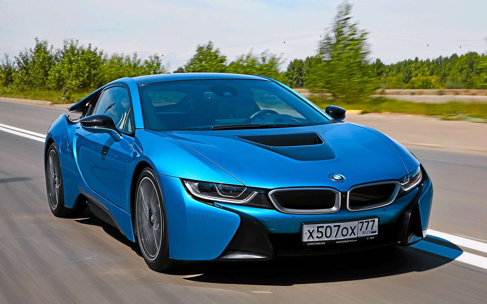 BMW m1 i8