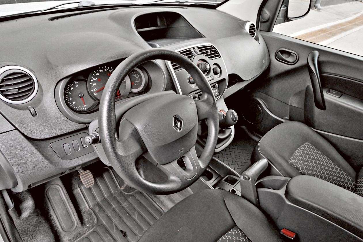 Renault Kangoo 1 салон