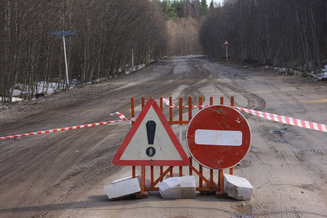 Правительство добавило регионам денег на мосты и дороги