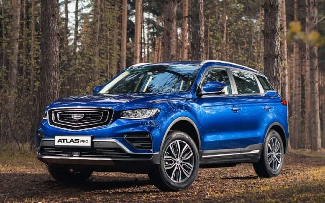 Новый кроссовер Geely Atlas Pro: объявлены российские цены