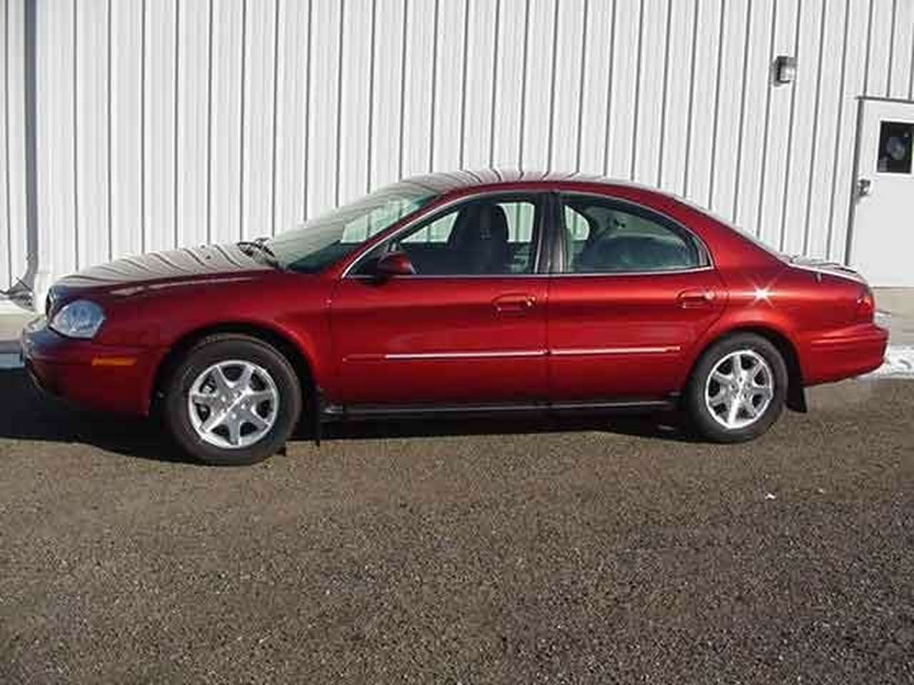 На седанах Ford проблемы с подушками безопасности