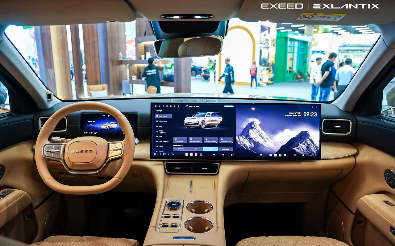 Exlantix ET8