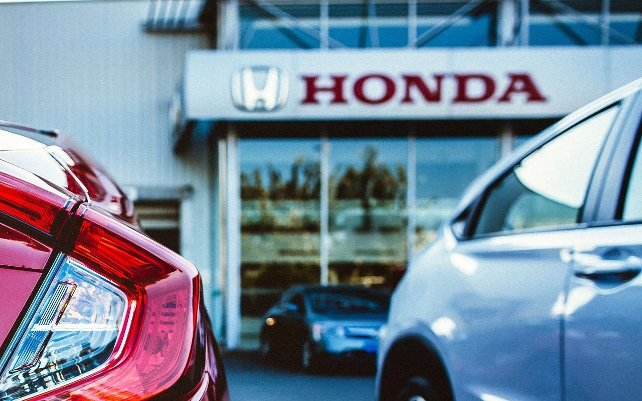 Honda отзывает 100 тыс. машин из-за серьезной неисправности: подробности