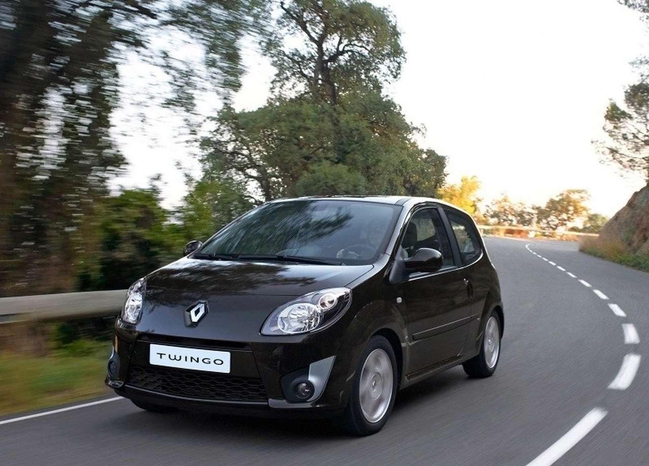 Рекламу Renault запретили на итальянском ТВ (ВИДЕО)
