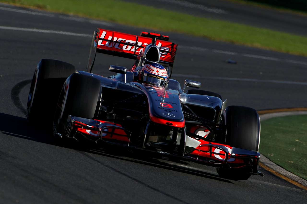 Дженсон Баттон победил в Австралии в третий раз за свою карьеру