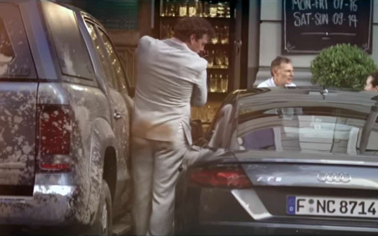 Автономная парковка вредна для химчисток – новая реклама VW