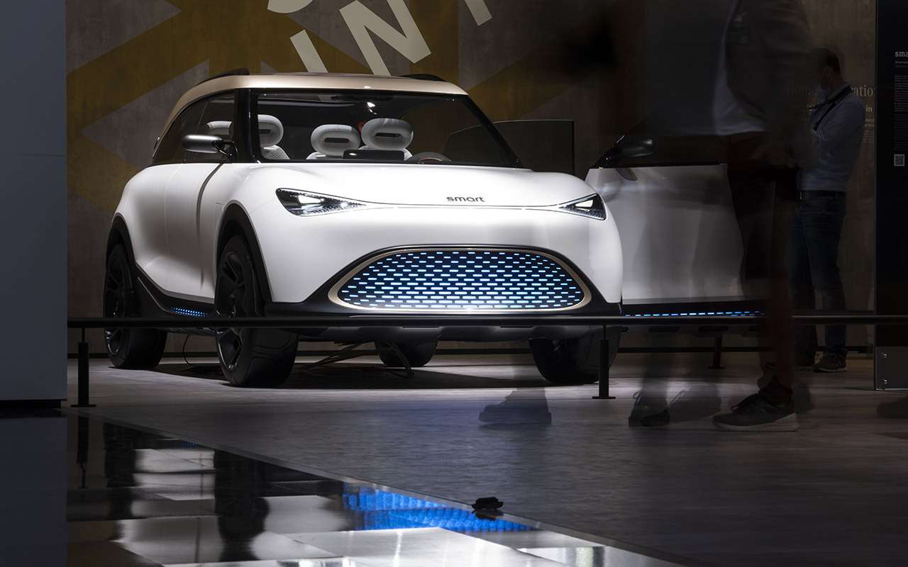 Мерседес IAA Concept 15