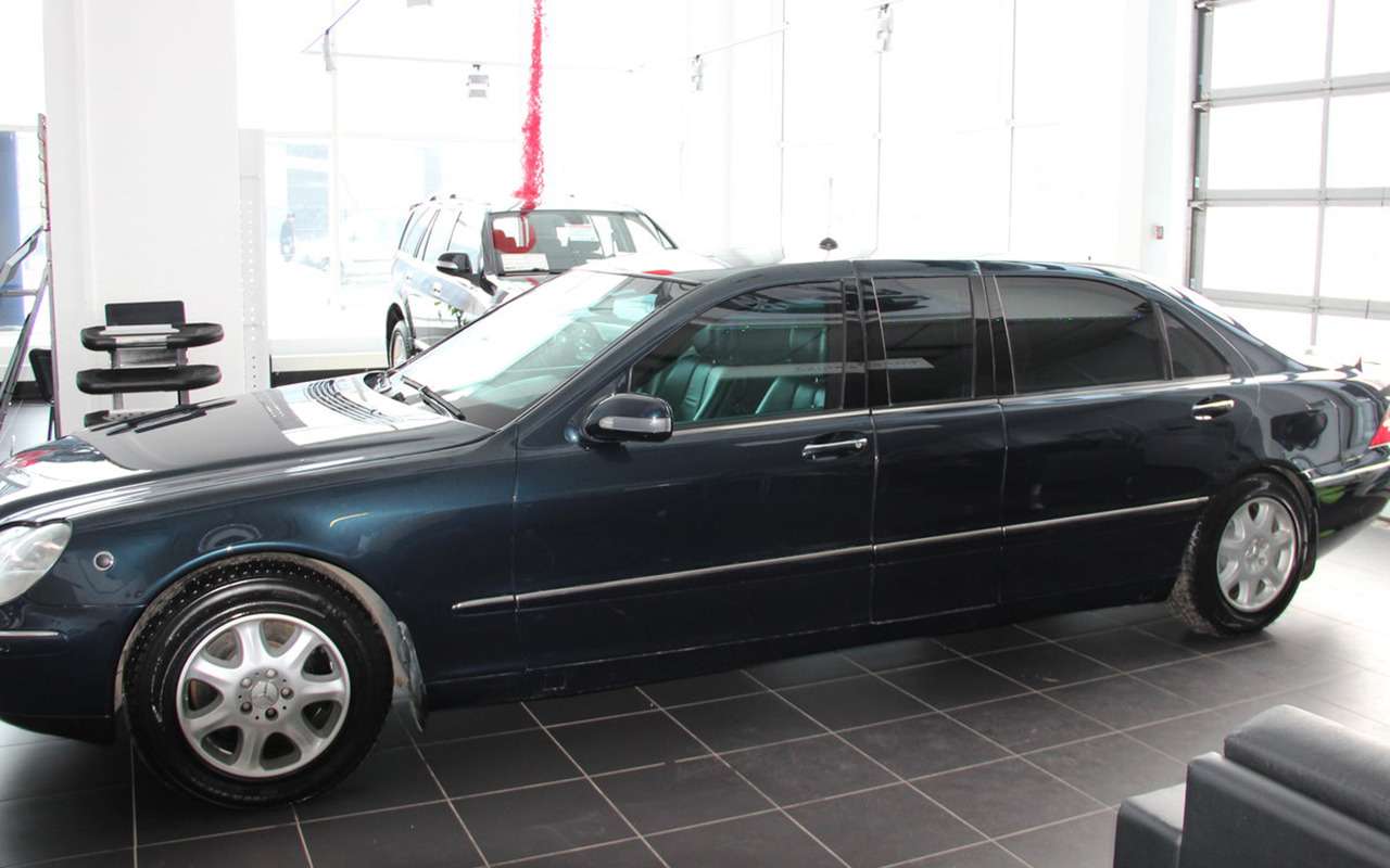 ФСО опровергла продажу лимузина Путина