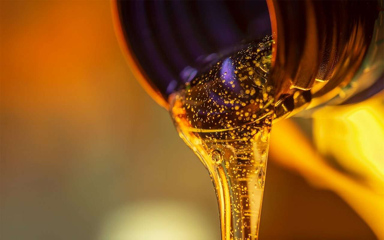 Какое моторное масло лучше для лета? – ответ эксперта «За рулем»