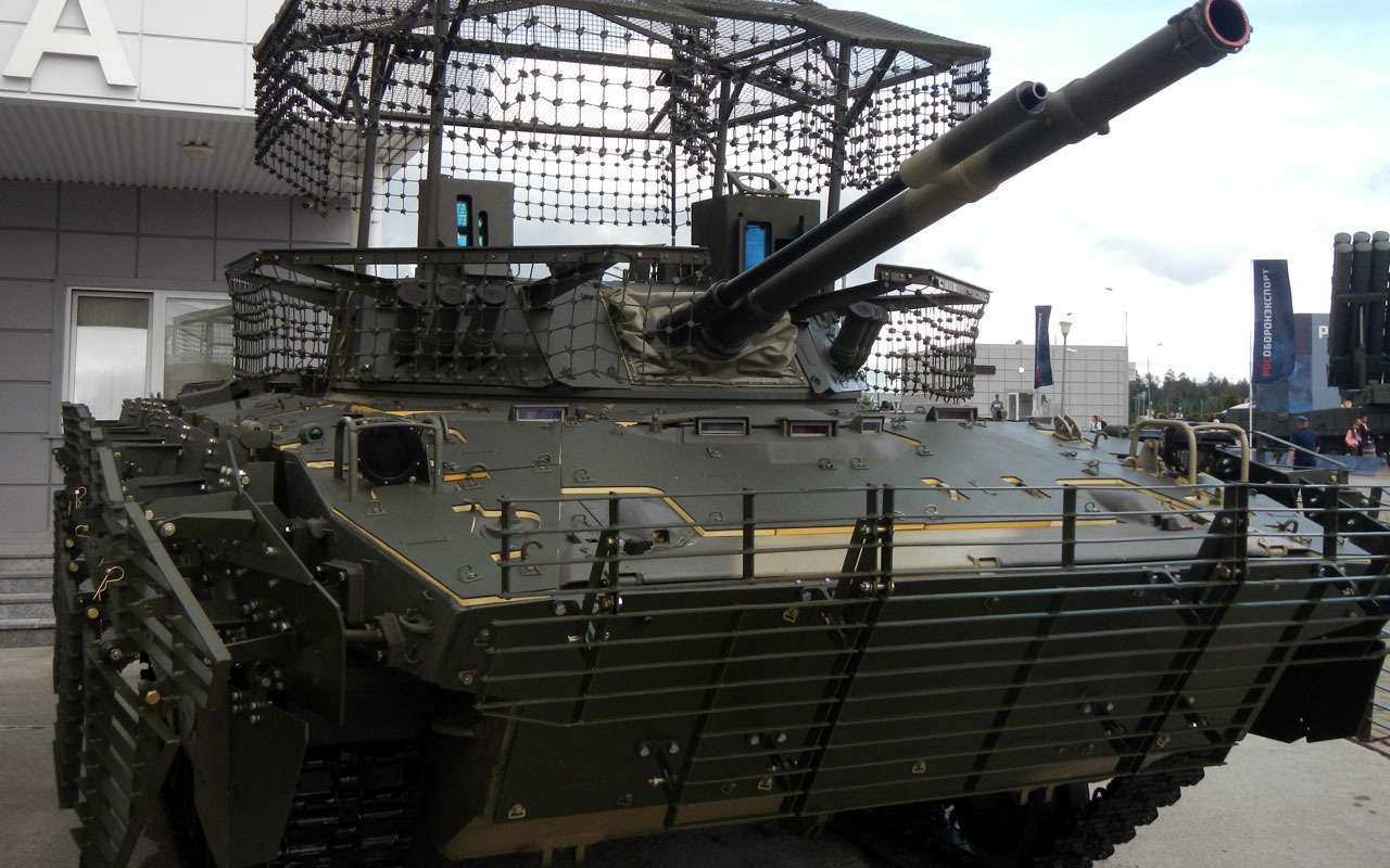 БМД-4М усилен со всех сторон. В комплекте экраны, решетки, сетки, «мангал».