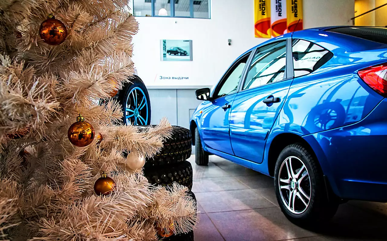 Остановка по требованию: почему на автозаводах такие длинные праздники?