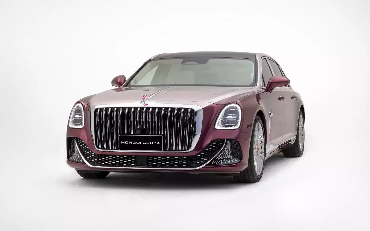 Китайский конкурент Aurus и Mercedes-Maybach впервые поставили на учет в России