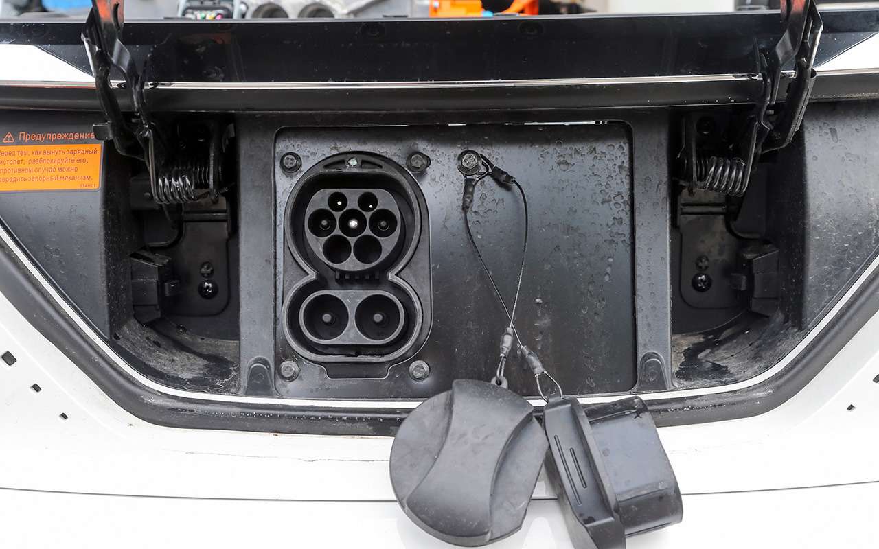 Электромобиль российской сборки вошел в топ-3 бестселлеров