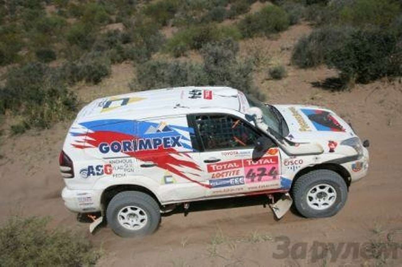 Экипаж Воликова преодолел этап почти без приключений.