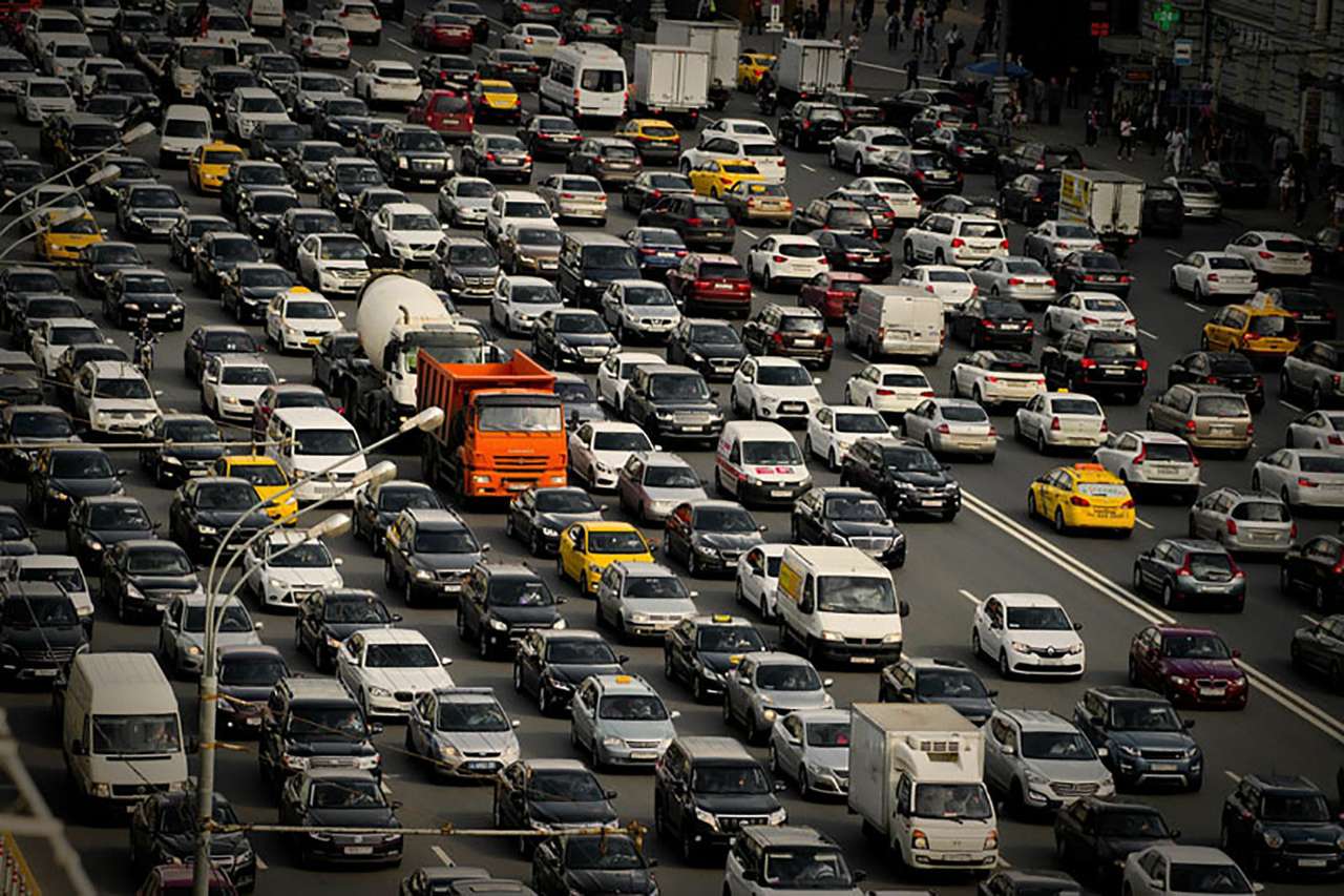 Как  апрель изменит жизнь водителей: новые штрафы и ОСАГО