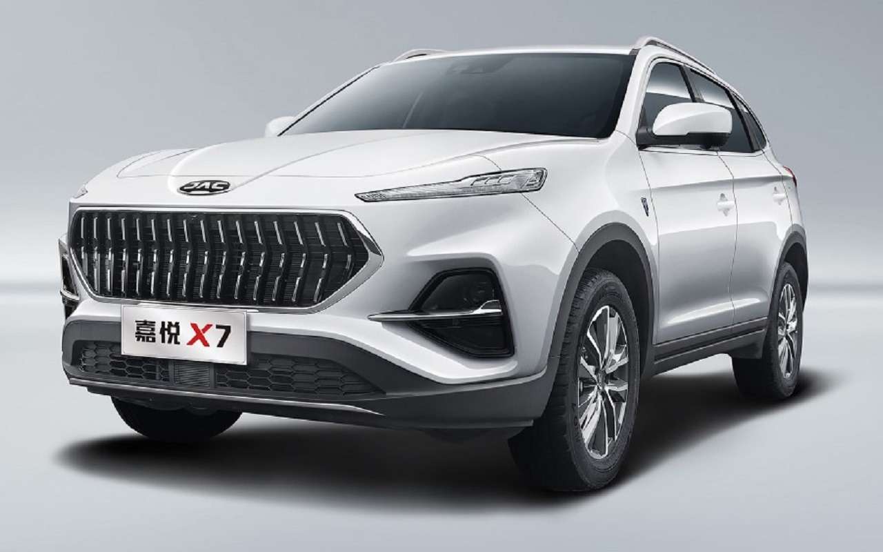 JAC представил большой кроссовер X7