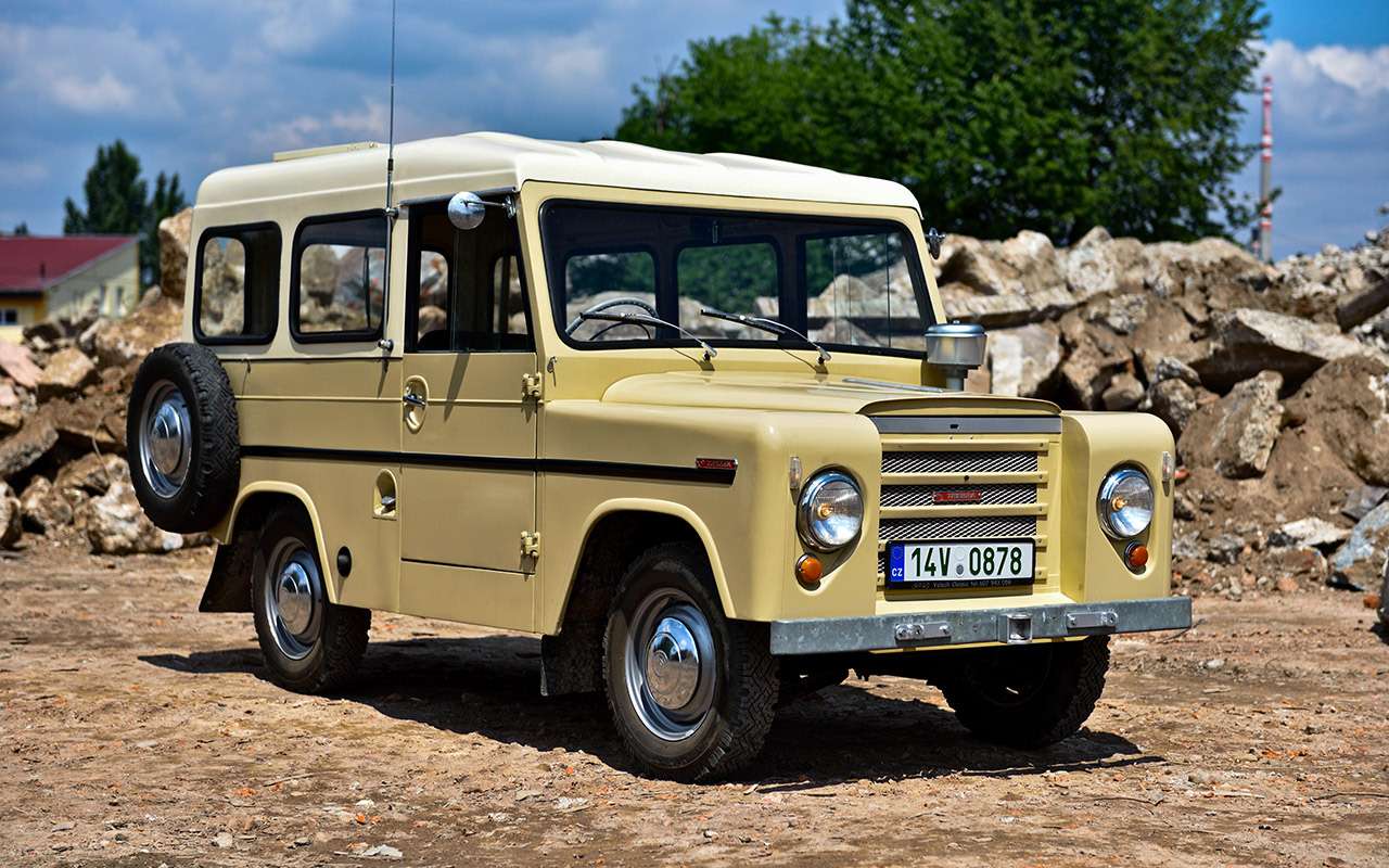 Trekka. Лишь внимательный взгляд поймает детали – эмблему марки Skoda на руле и колпаках колес.