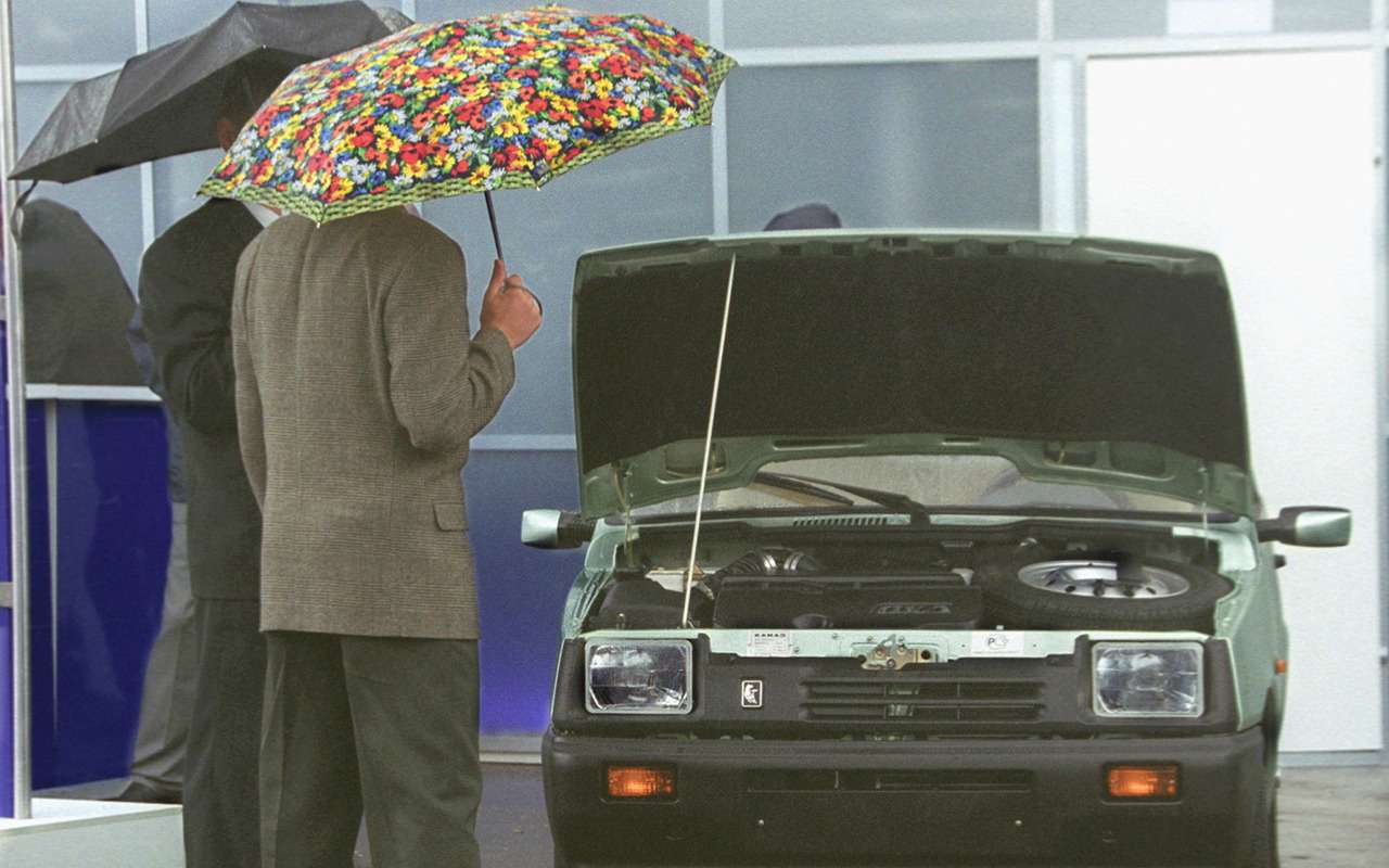 «Два раза в одну реку»: автоэксперт раскритиковал перспективу возрождения брендов «Волга» и «Ока»