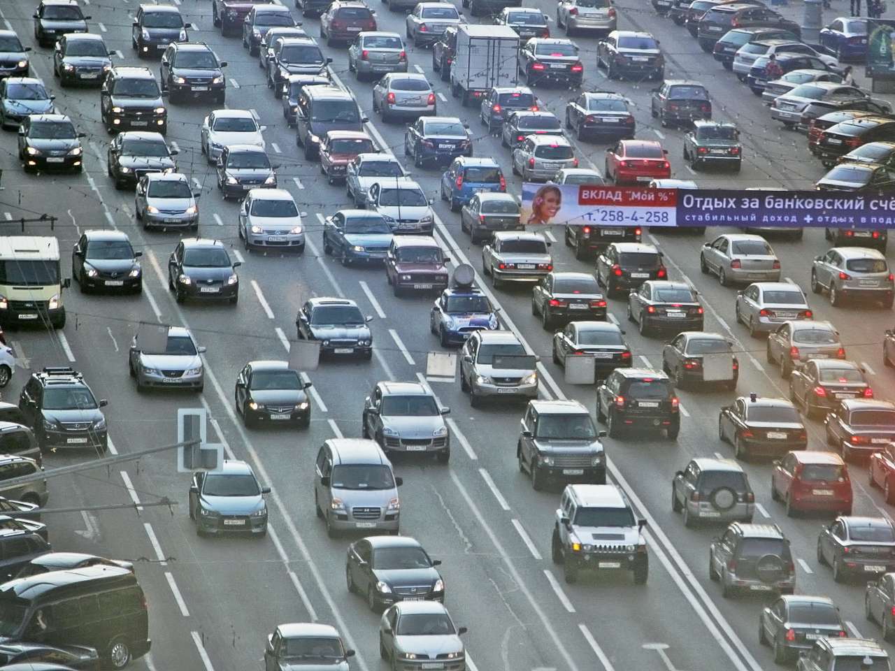 ЦОДД высчитал среднюю скорость движения по московским магистралям