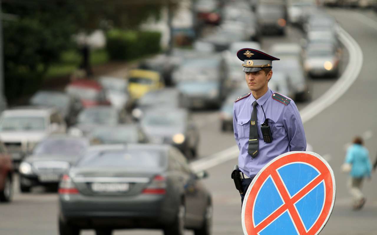 Бензин за 9 руб, Лада за 4200$... Всего 20 лет назад