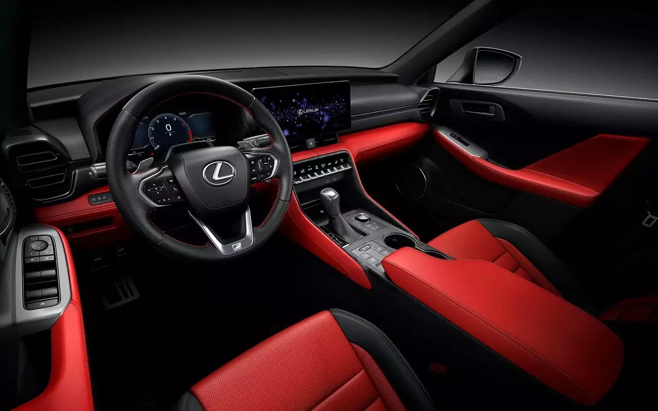 Интерьер Lexus IS 2026