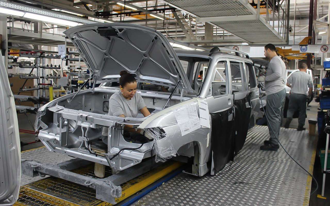 Выпуск внедорожников УАЗ остановят — что произошло?