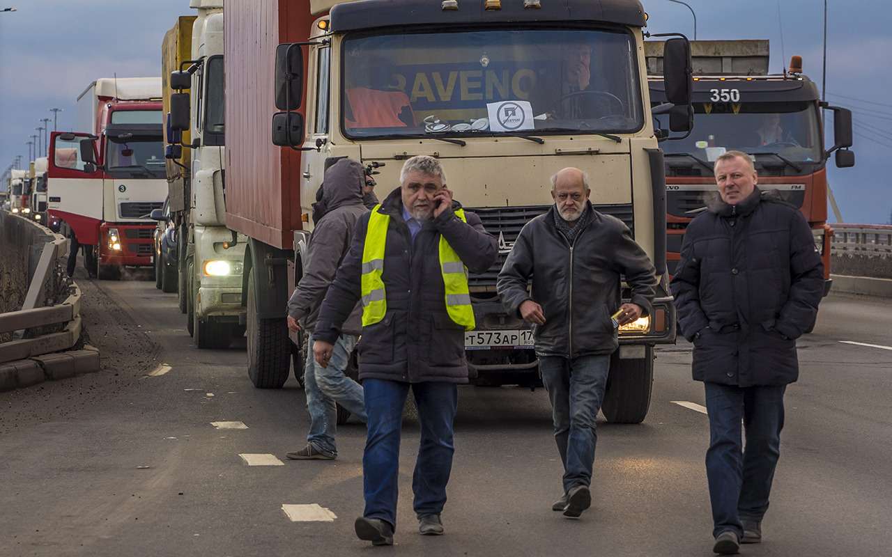 За блокирование дорог вводят уголовное наказание