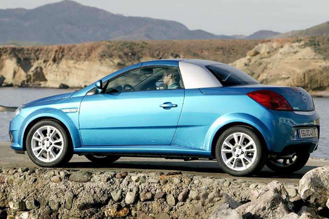 Opel объявляет цены на новый родстер Tigra Twintop