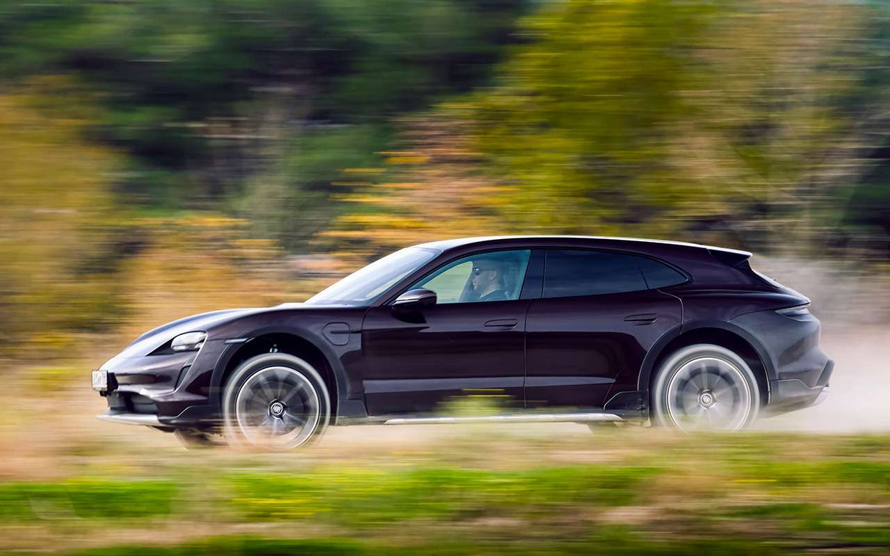 Porsche Taycan Cross Turismo. Цена в России от 7 790 000 ₽