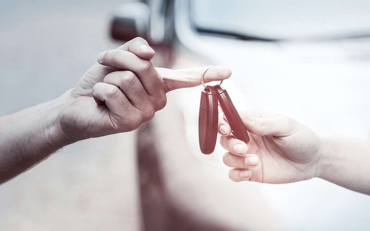 Эксперт назвал 2 условия, при которых автомобили в России подешевеют