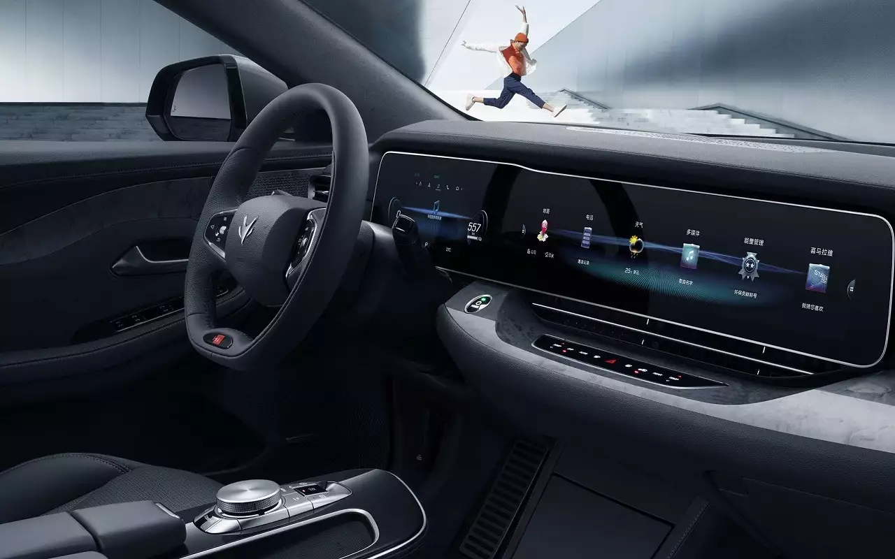 Интерьер ArcFox αS