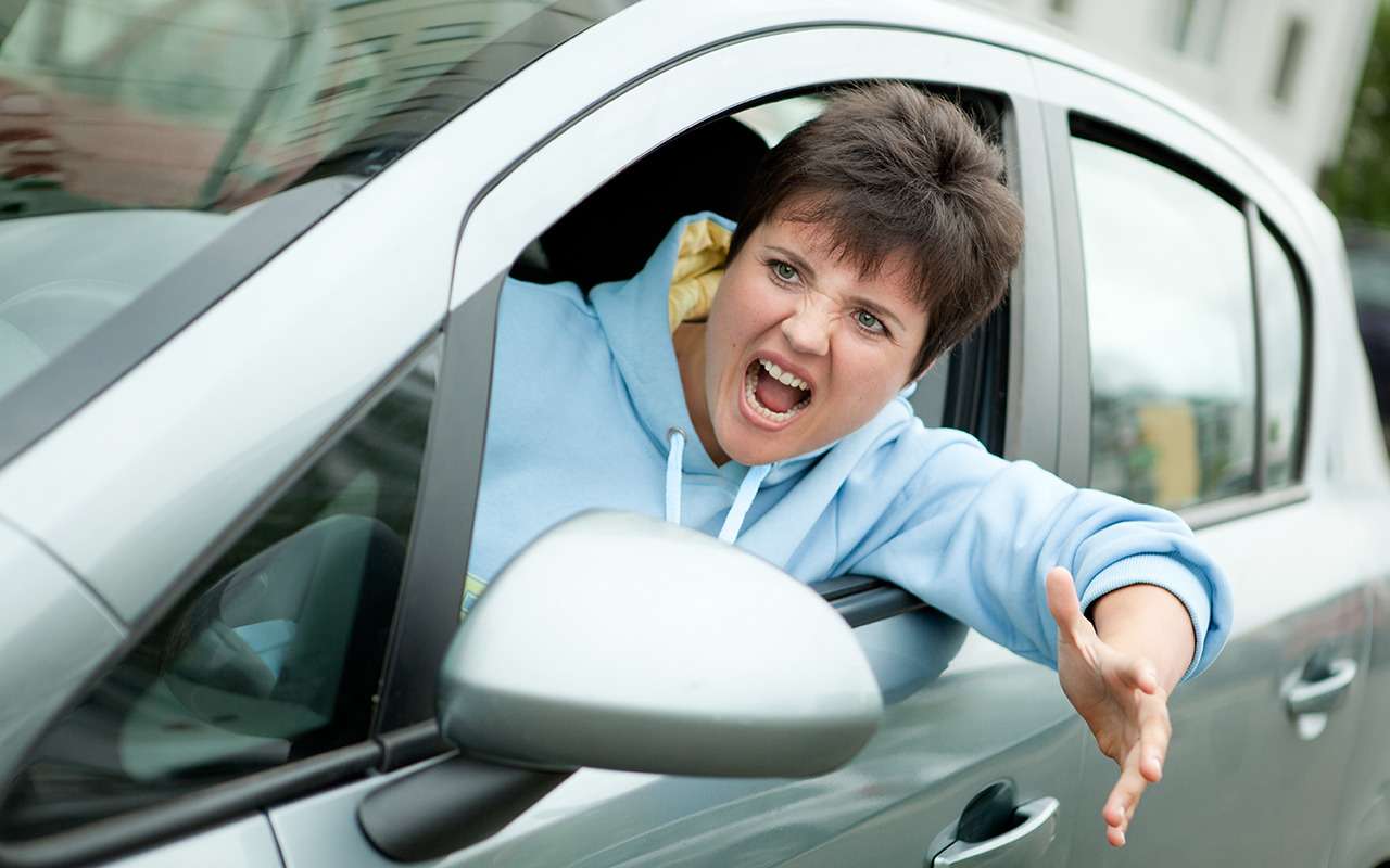 Испуганный свидетель решил задавить следователя. Стал обвиняемым