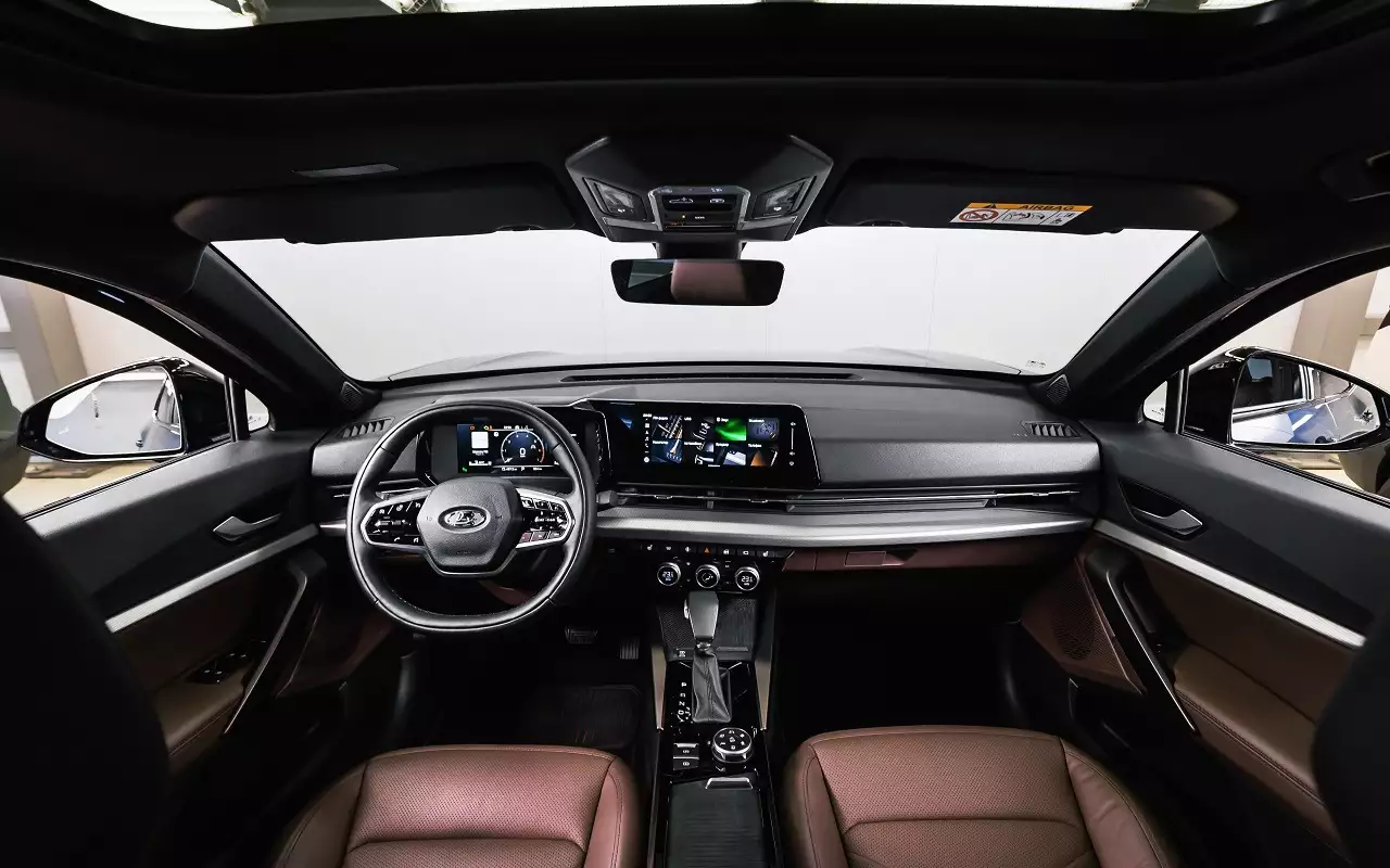 Новый кроссовер Lada Azimut в специальном исполнении — видео