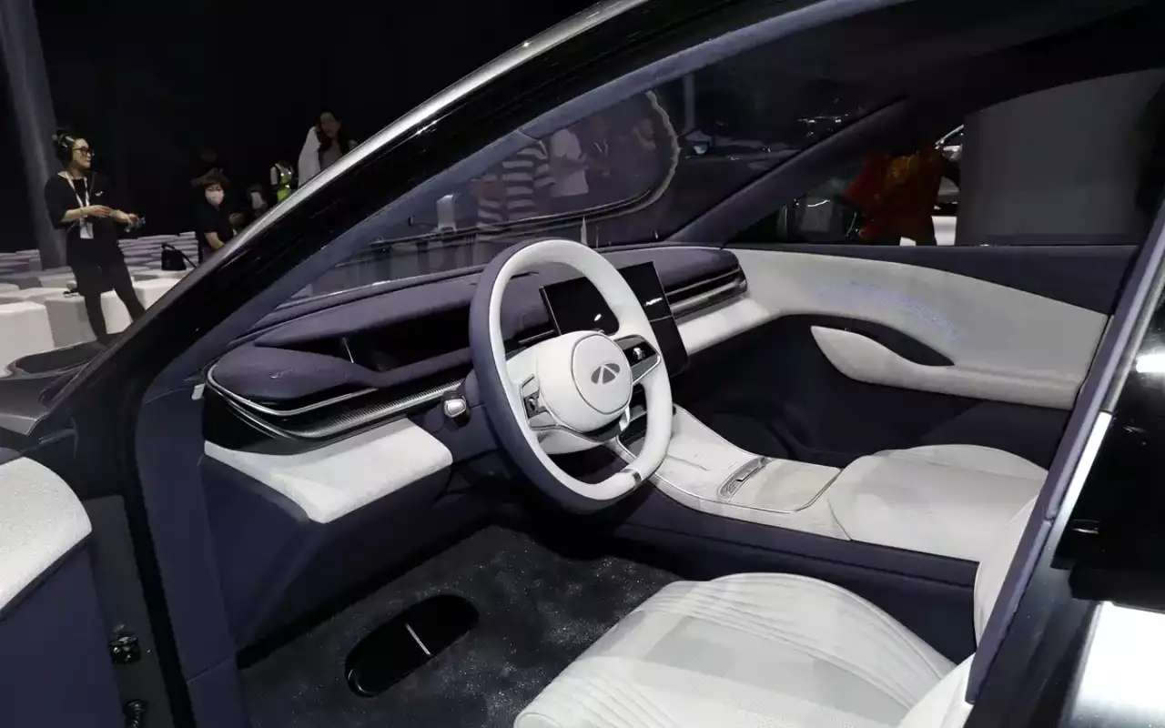 Интерьер Chery Fulwin A9