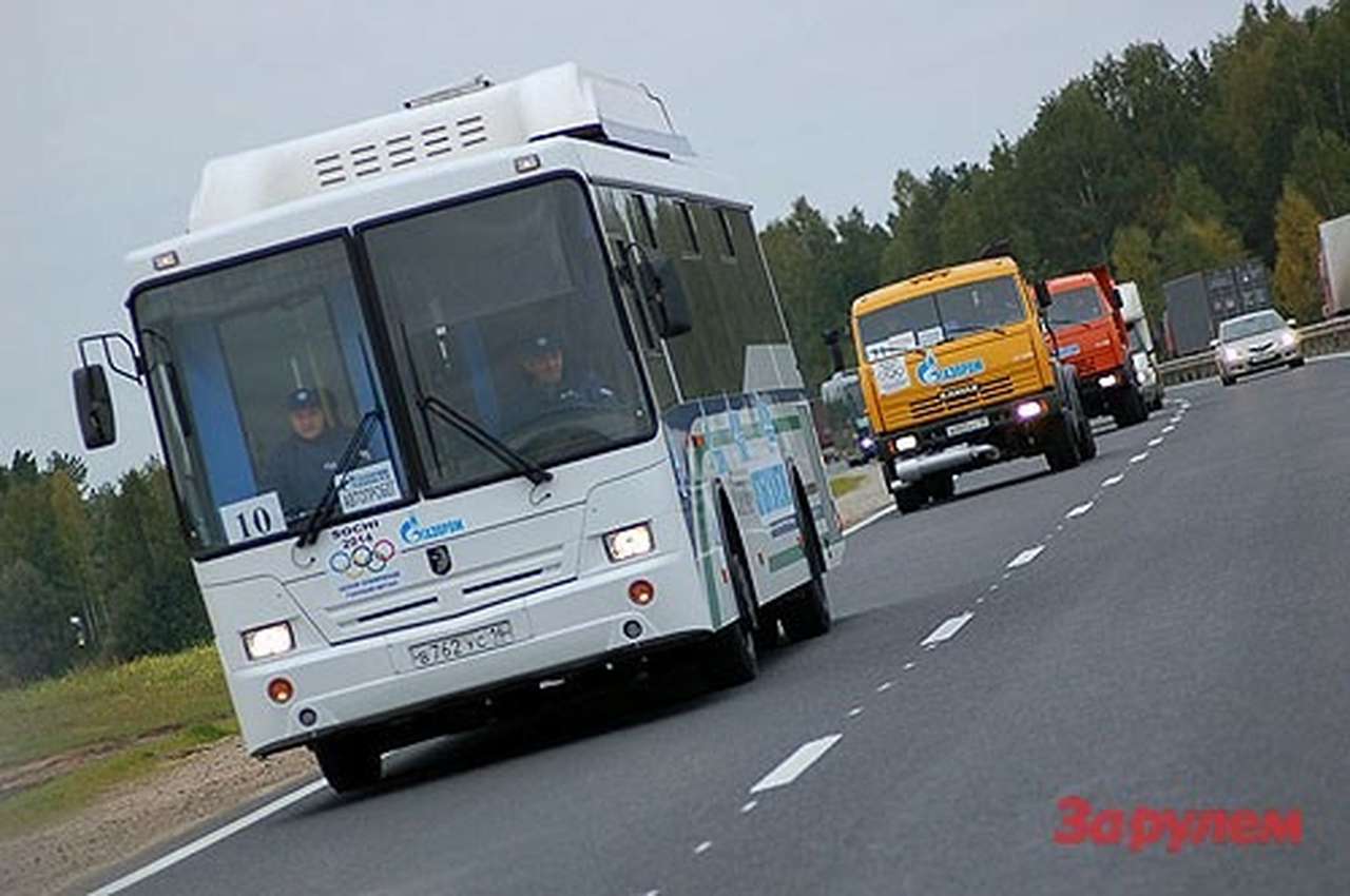 АвтоВАЗ и КамАЗ участвуют в пробеге автомобилей на сжатом природном газе