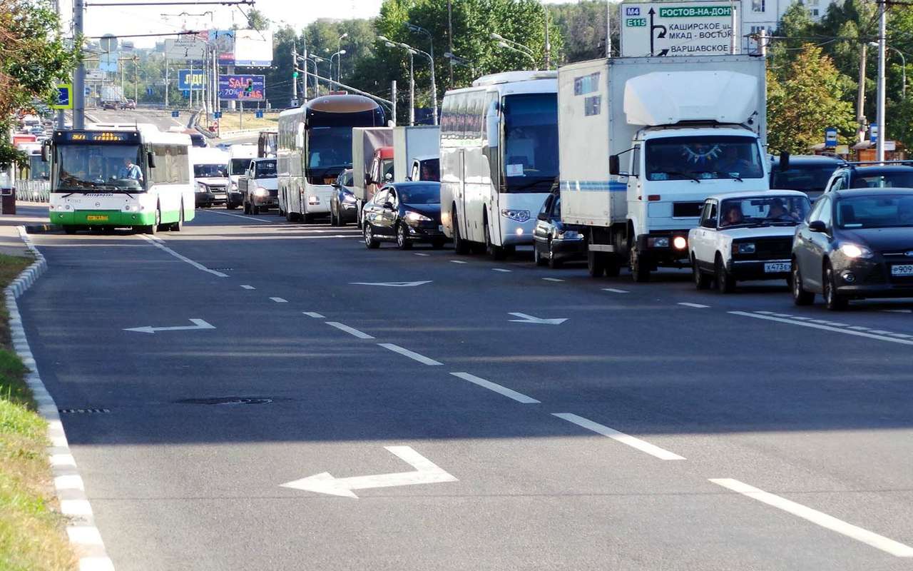По обычной дороге за деньги: в России могут появиться платные выделенки