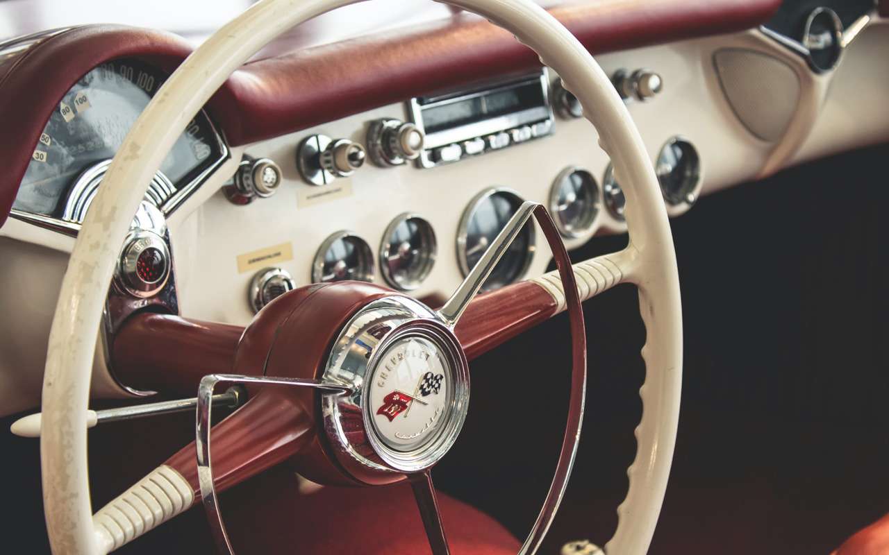 10 самых громких автоюбилеев в 2023 году