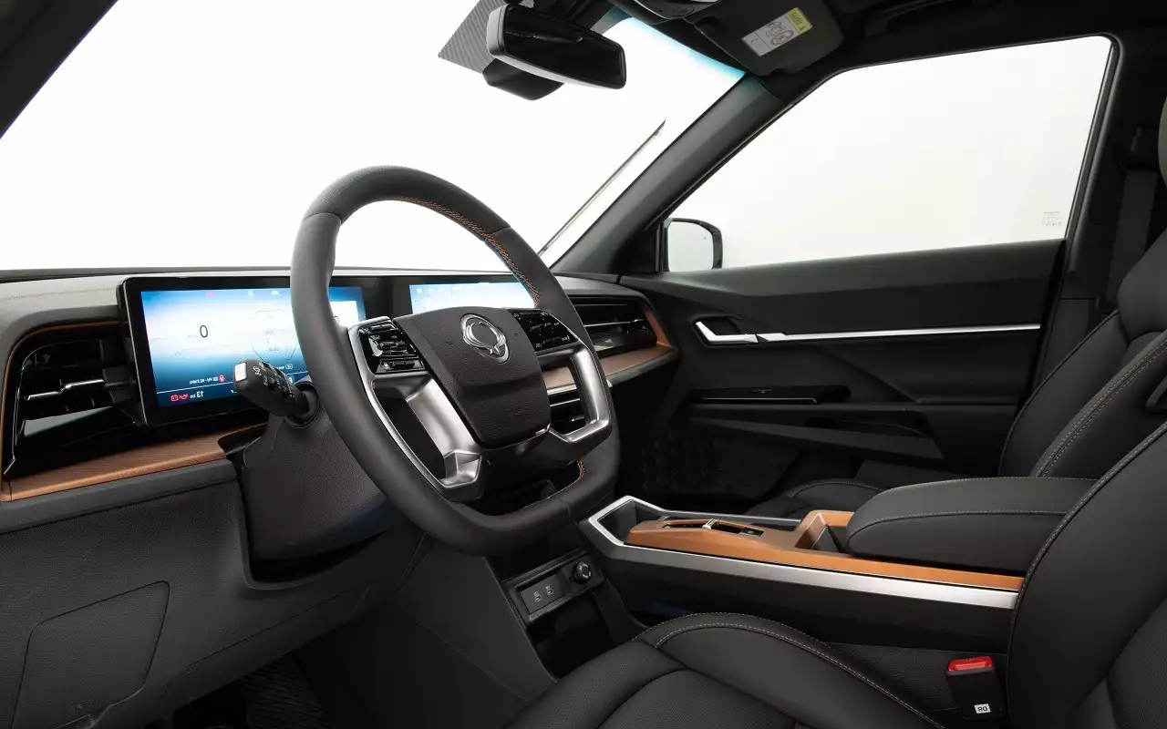 Интерьер KGM Torres