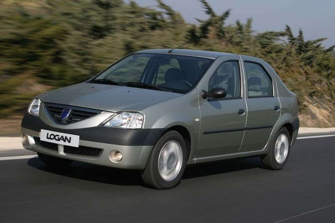 Dacia Logan тормозит не хуже Toyota Aygo и VW Fox