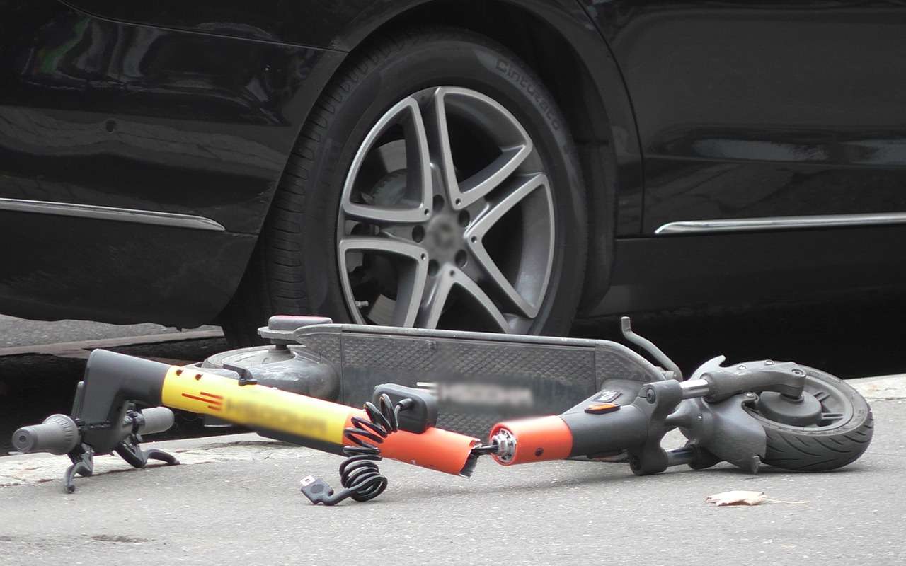 Вот что надо делать при ДТП с электросамокатом