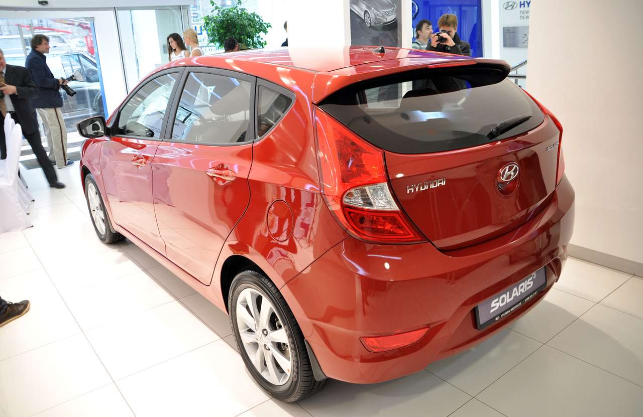Начались продажи хэтчбека Hyundai Solaris