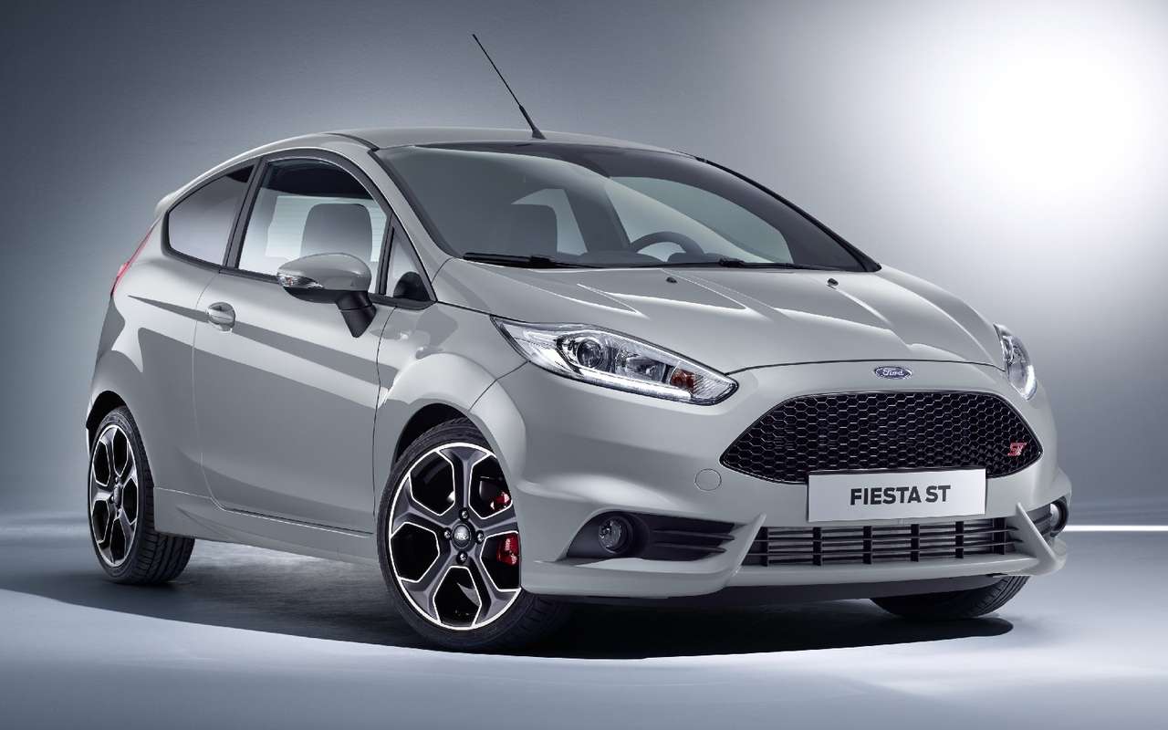 Хот-хэтчу Ford Fiesta ST «округлили» мощность