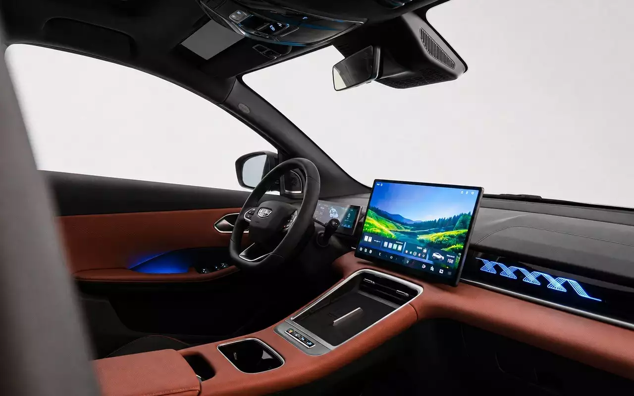 Интерьер Geely Coolray